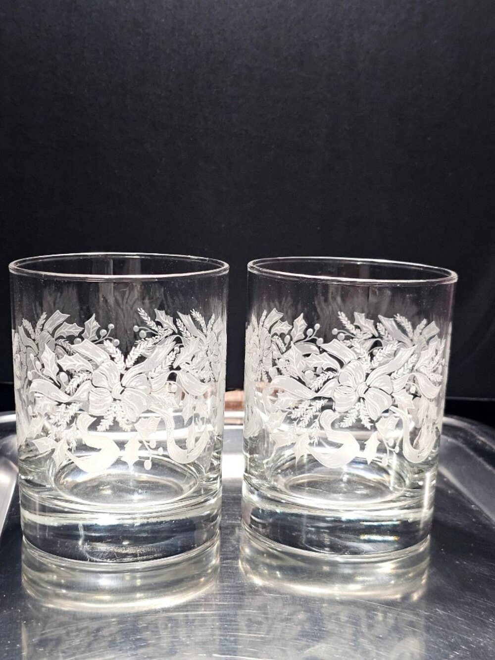 Holiday Festive Low Ball Glasses set/2 Christmas glassware retro drinkware class